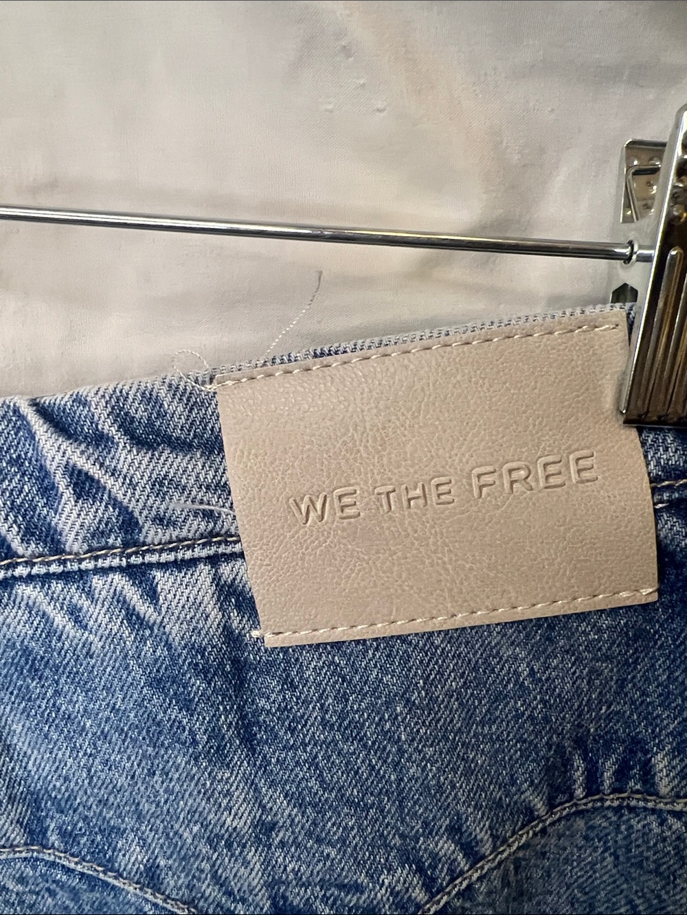 We The Free Antonio Culotte Jeans Size 30 with 1 Flaw! - Picture 6 of 15